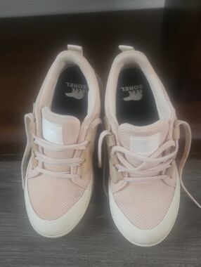 Sorel Women's Pale Pink Lace-Up Sneakers